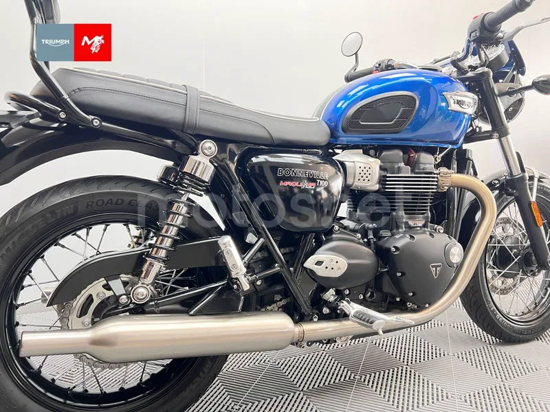 Triumph Bonneville T100 - Vista 5