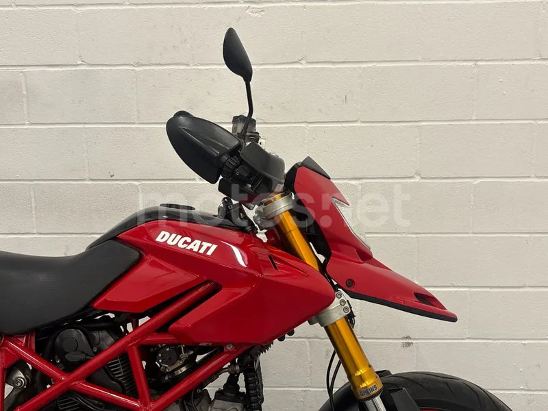 Ducati Hypermotard 1100 S - Vista 15
