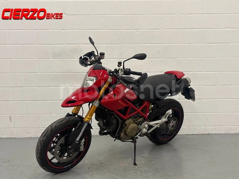 Ducati Hypermotard 1100 S - Vista 6