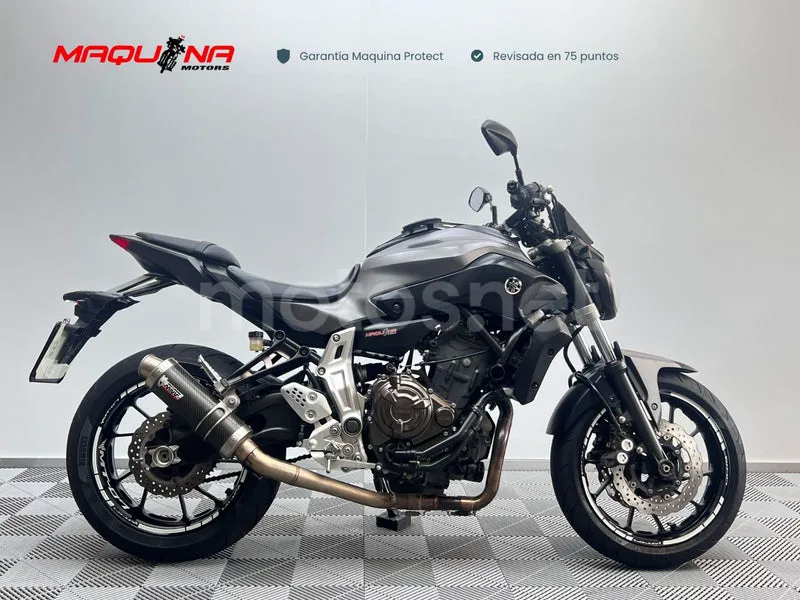 Yamaha MT-07 4190 € 2015 Valencia - 1