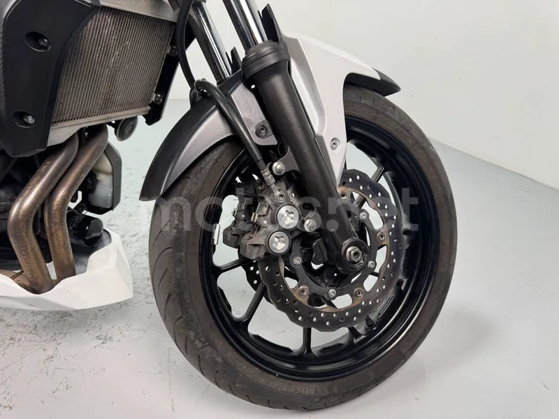 Yamaha MT-07 - Vista 17