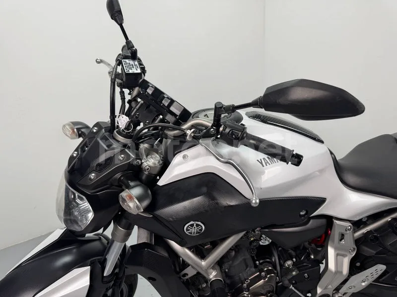 Yamaha MT-07 - Vista 4