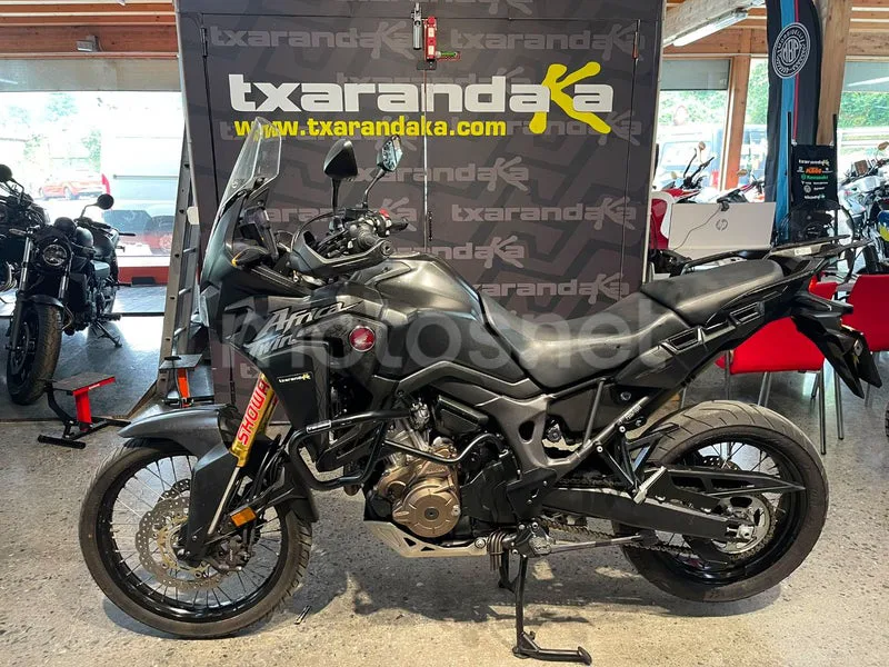 Honda CRF1000L Africa Twin 8999 € 2016 Navarra - 1