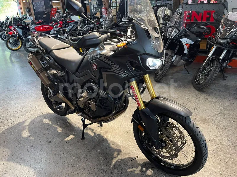 Honda CRF1000L Africa Twin - Vista 3