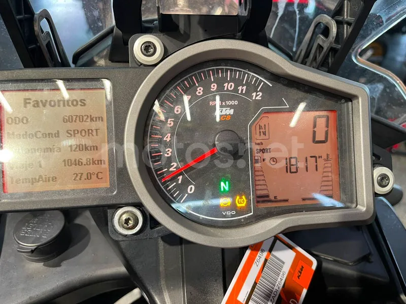 KTM 1090 Adventure - Vista 8