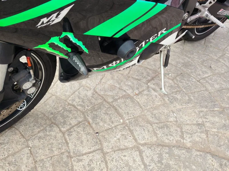 Yamaha YZF-R6 - Vista 4