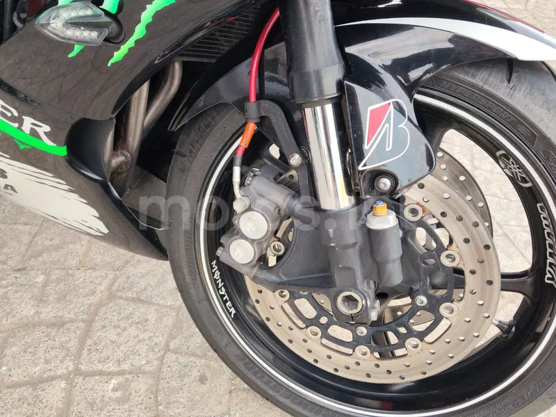 Yamaha YZF-R6 - Vista 6