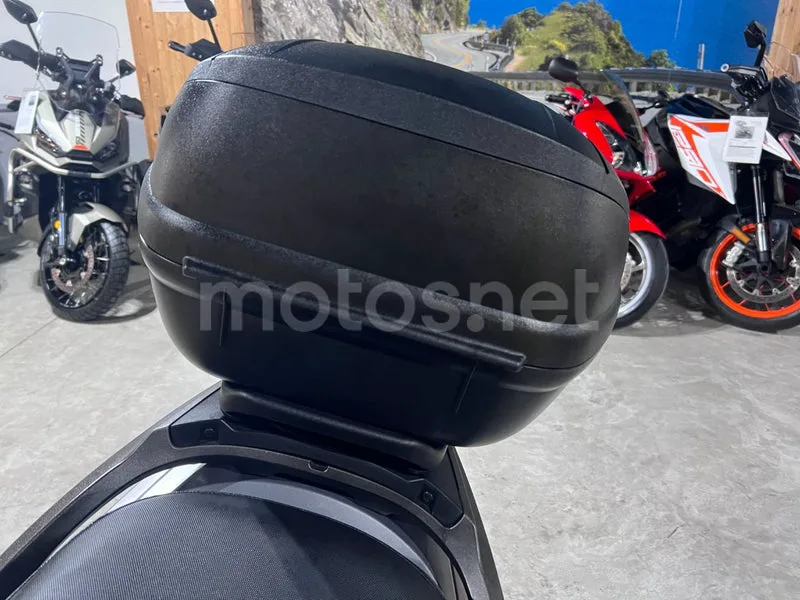 Kymco Grand Dink 125 - Vista 16