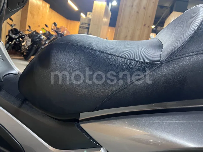 Kymco Grand Dink 125 - Vista 20