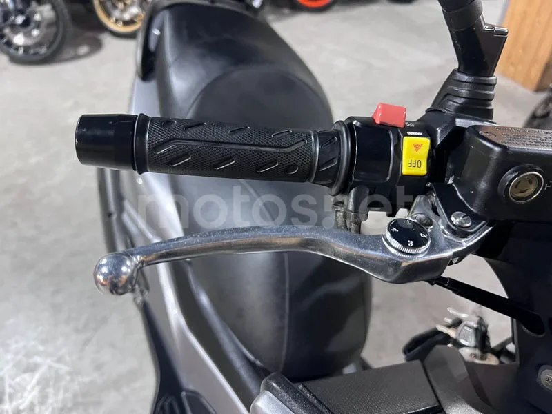 Kymco Grand Dink 125 - Vista 29