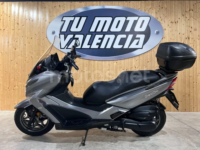 Kymco Grand Dink 125 - Vista 4