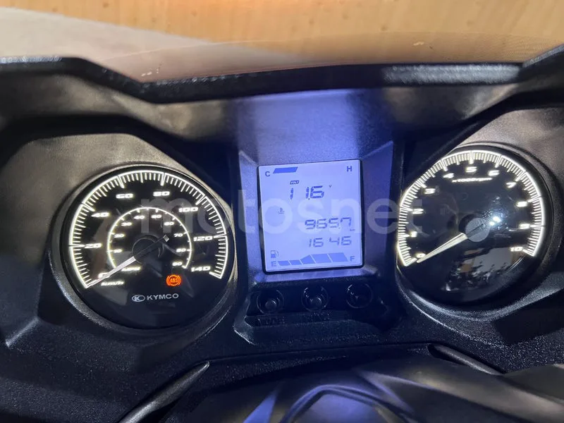 Kymco Grand Dink 125 - Vista 35