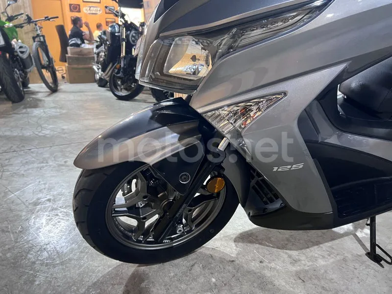 Kymco Grand Dink 125 - Vista 49