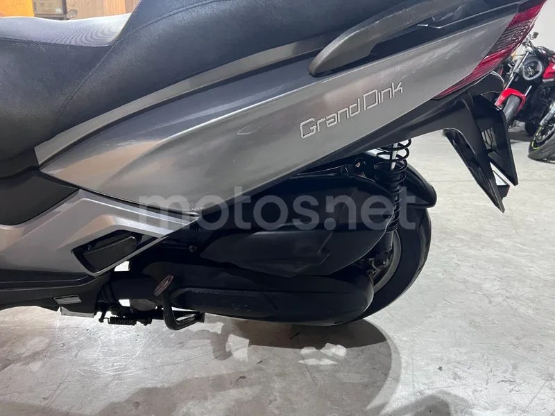 Kymco Grand Dink 125 - Vista 54