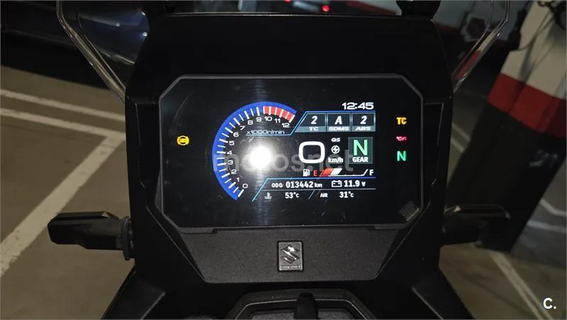 Suzuki V-Strom 800 - Vista 3