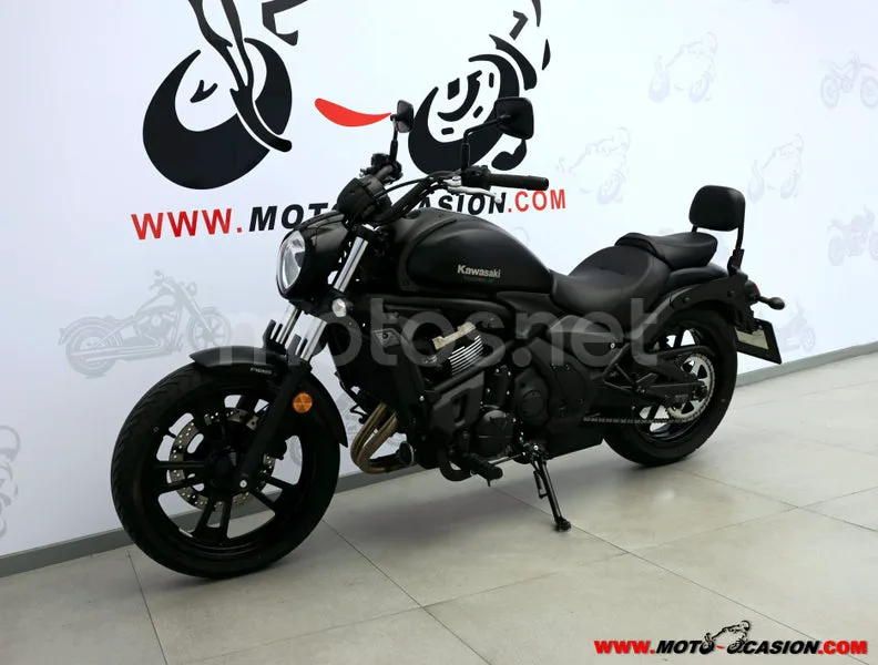 Kawasaki Vulcan S - Vista 8