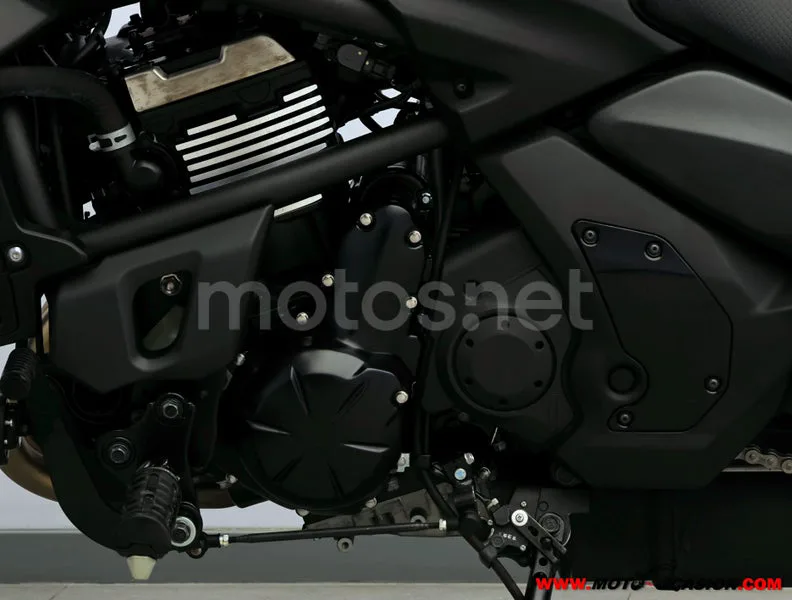 Kawasaki Vulcan S - Vista 10