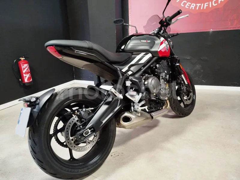 Triumph Trident 660 - Vista 8