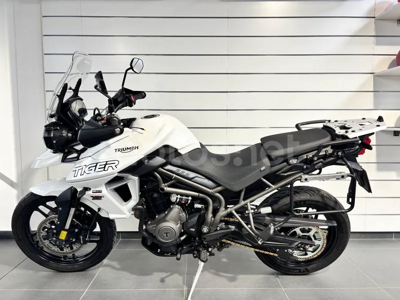 Triumph Tiger 800 XR - Vista 6