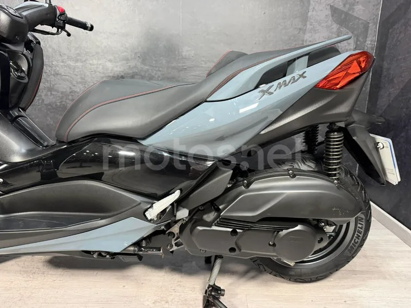 Yamaha XMAX 125 - Vista 13