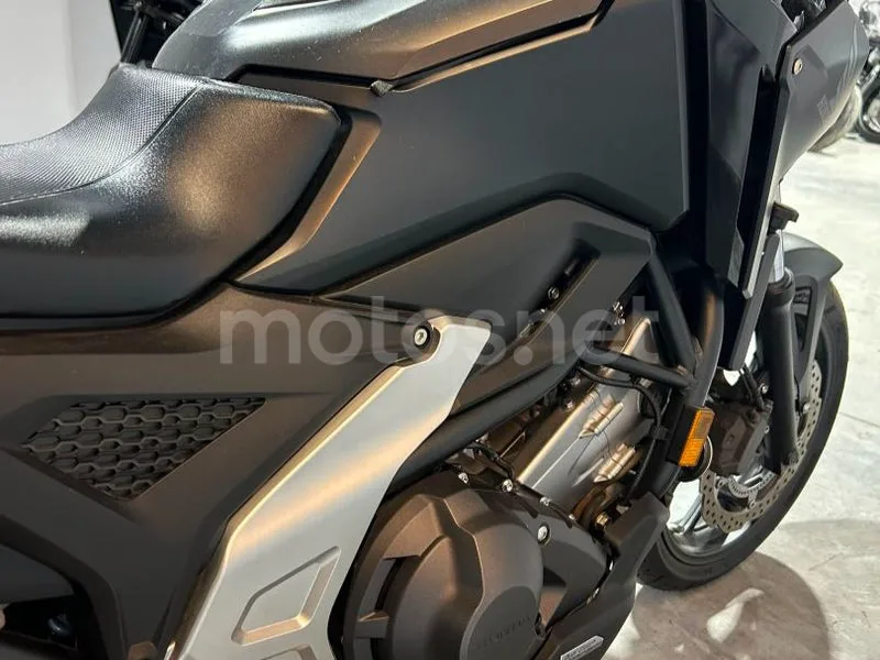 Honda NC750X - Vista 11