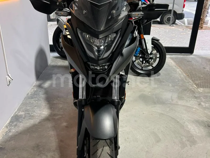 Honda NC750X - Vista 7