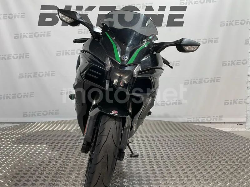 Kawasaki Ninja H2 - Vista 6