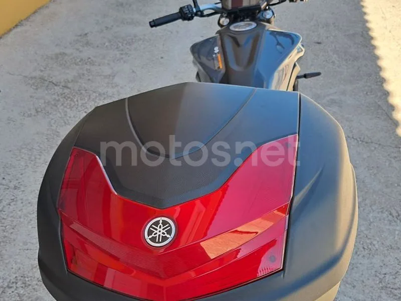 Yamaha MT-07 - Vista 8