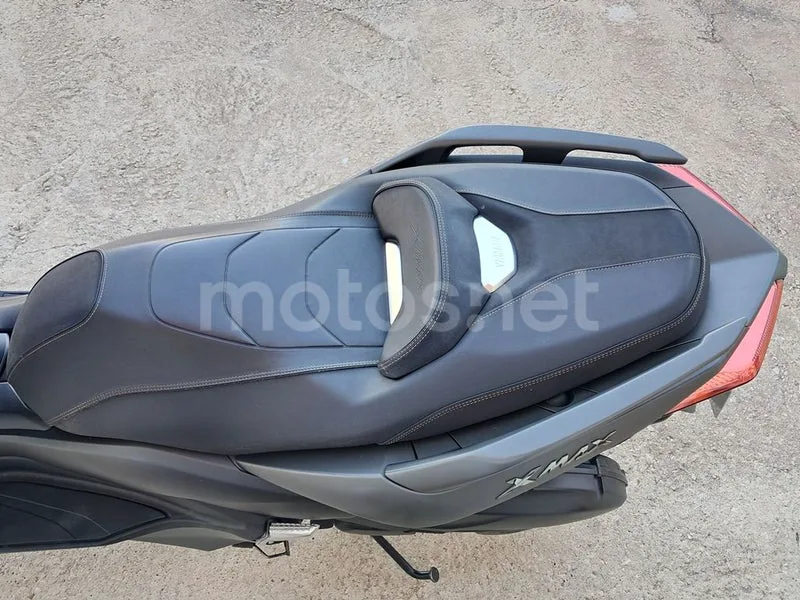 Yamaha XMAX 125 - Vista 8