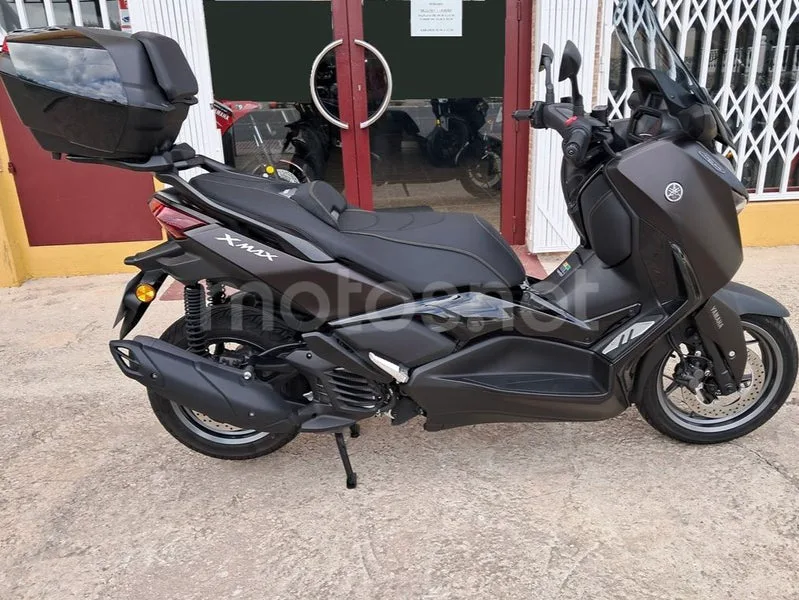 Yamaha XMAX 125 - Vista 10