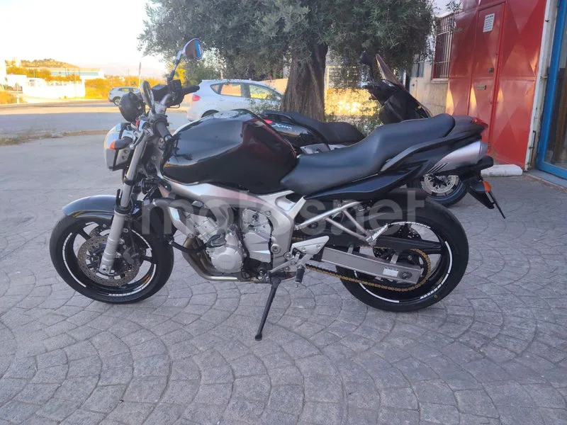 Yamaha FZ6 S2 2900 € 2008 Granada - 2