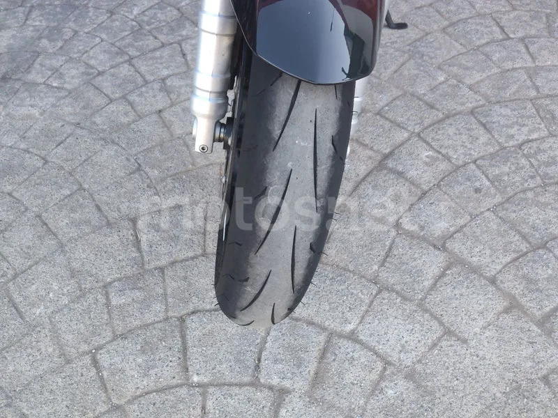 Yamaha FZ6 S2 - Vista 11