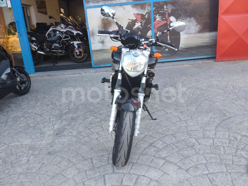 Yamaha FZ6 S2 - Vista 12