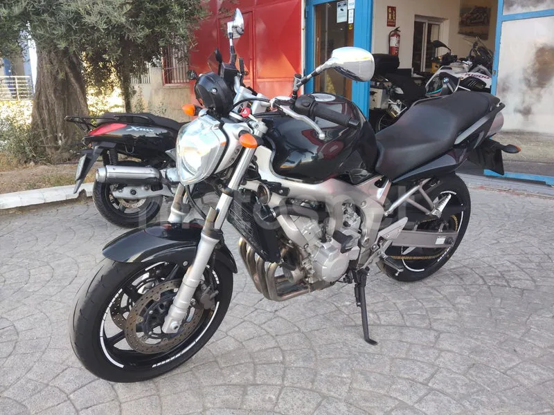 Yamaha FZ6 S2 - Vista 3