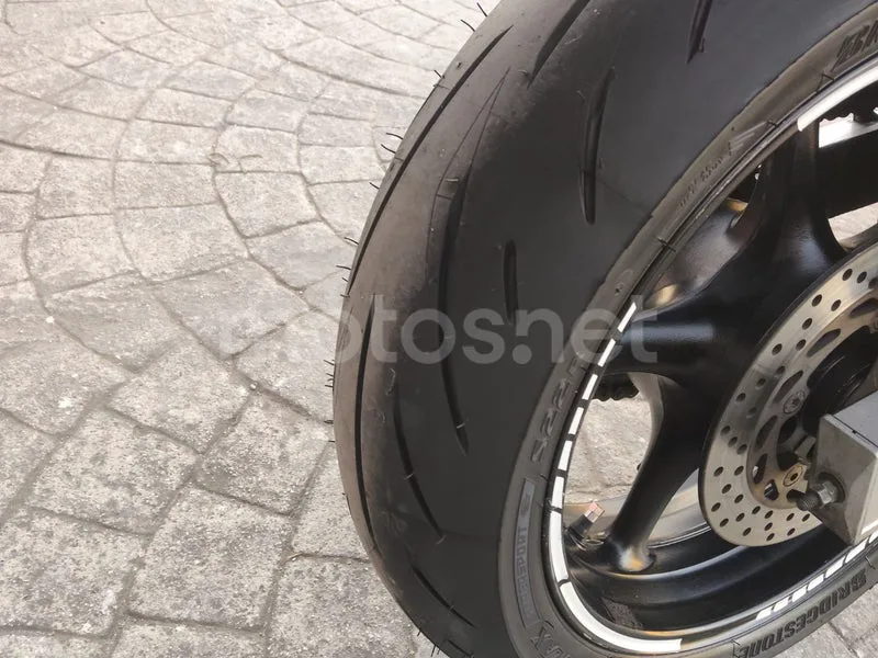 Yamaha FZ6 S2 - Vista 4