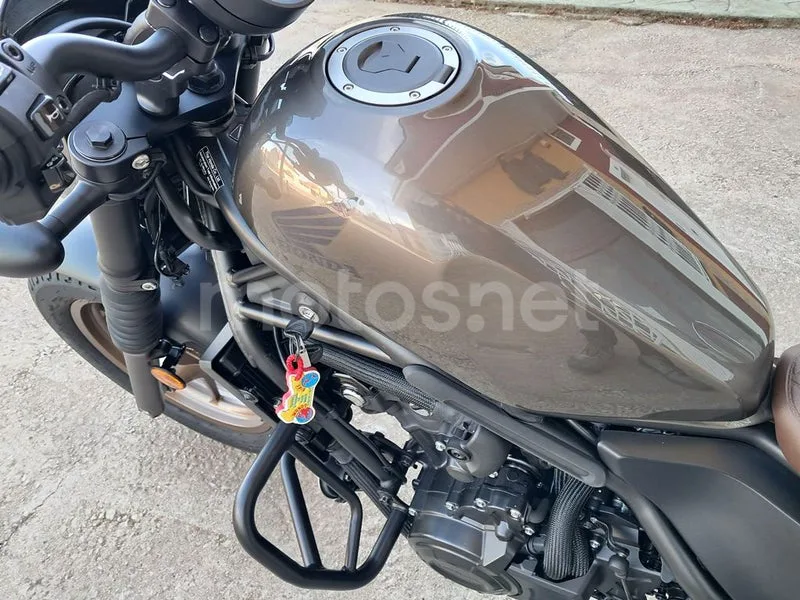 Honda Rebel 500 - Vista 11