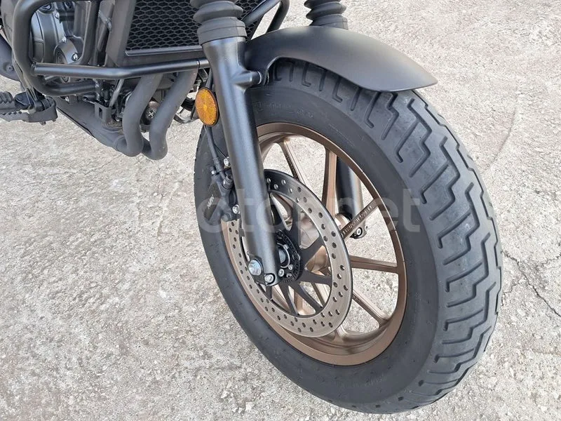 Honda Rebel 500 - Vista 13