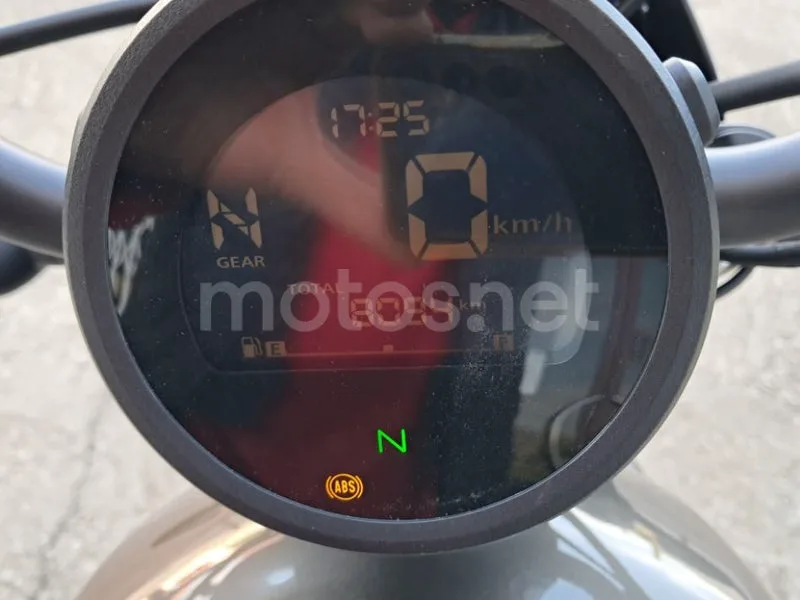 Honda Rebel 500 - Vista 4