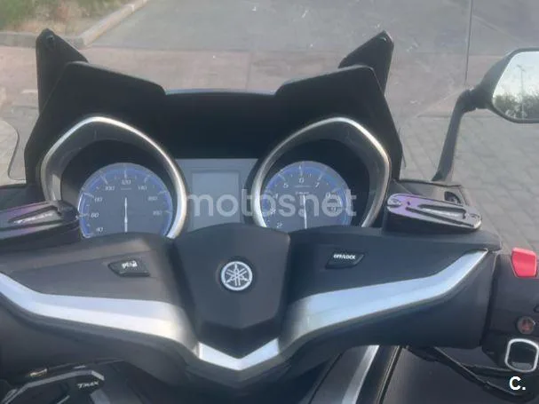 Yamaha TMAX 530 - Vista 5
