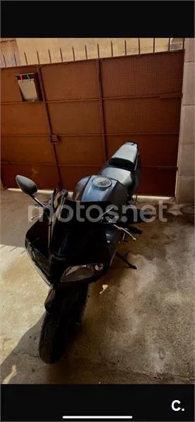 Suzuki Bandit 650S - Vista 3