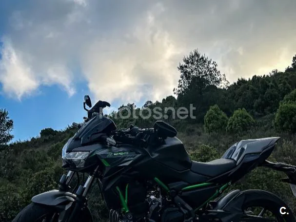 Kawasaki Z650 - Vista 3