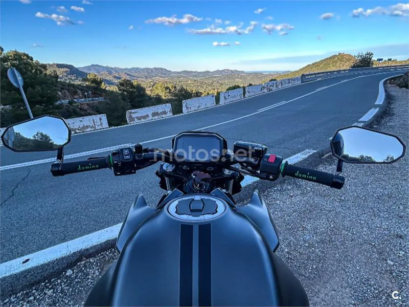 Kawasaki Z650 - Vista 4