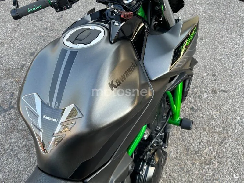 Kawasaki Z650 - Vista 5