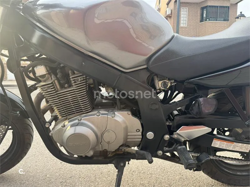 Suzuki GS500 - Vista 10