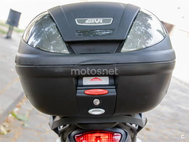 Suzuki Gladius 650 - Vista 7
