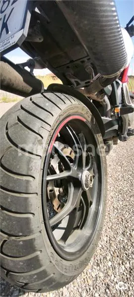 Ducati Monster 796 - Vista 13
