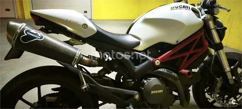 Ducati Monster 796 - Vista 10