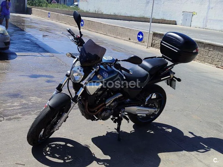 Yamaha MT-03 - Vista 4