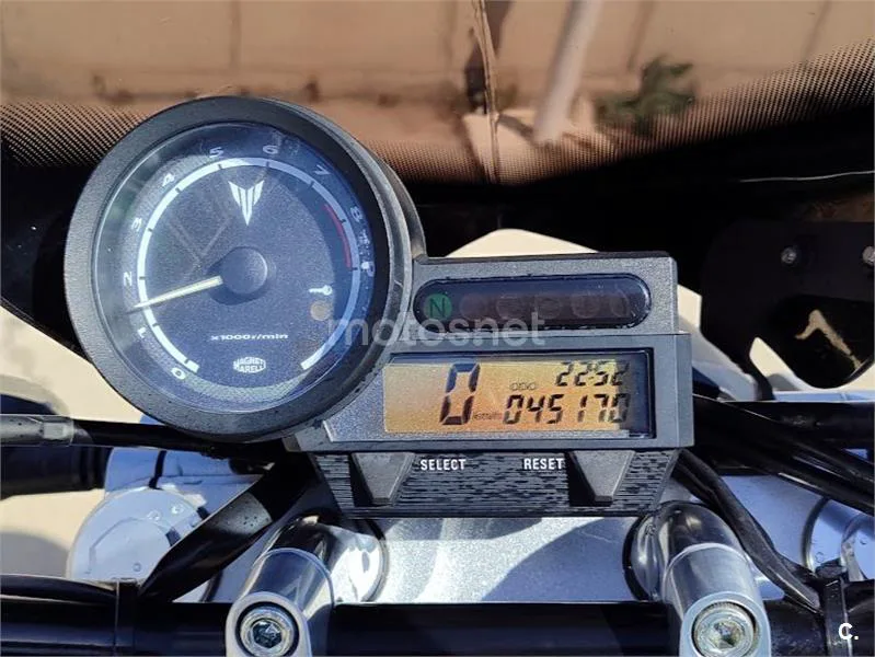 Yamaha MT-03 - Vista 7