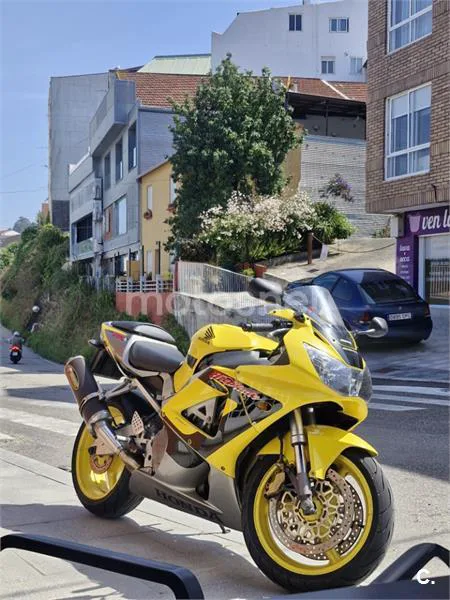 Honda CBR900RR Fireblade - Vista 6